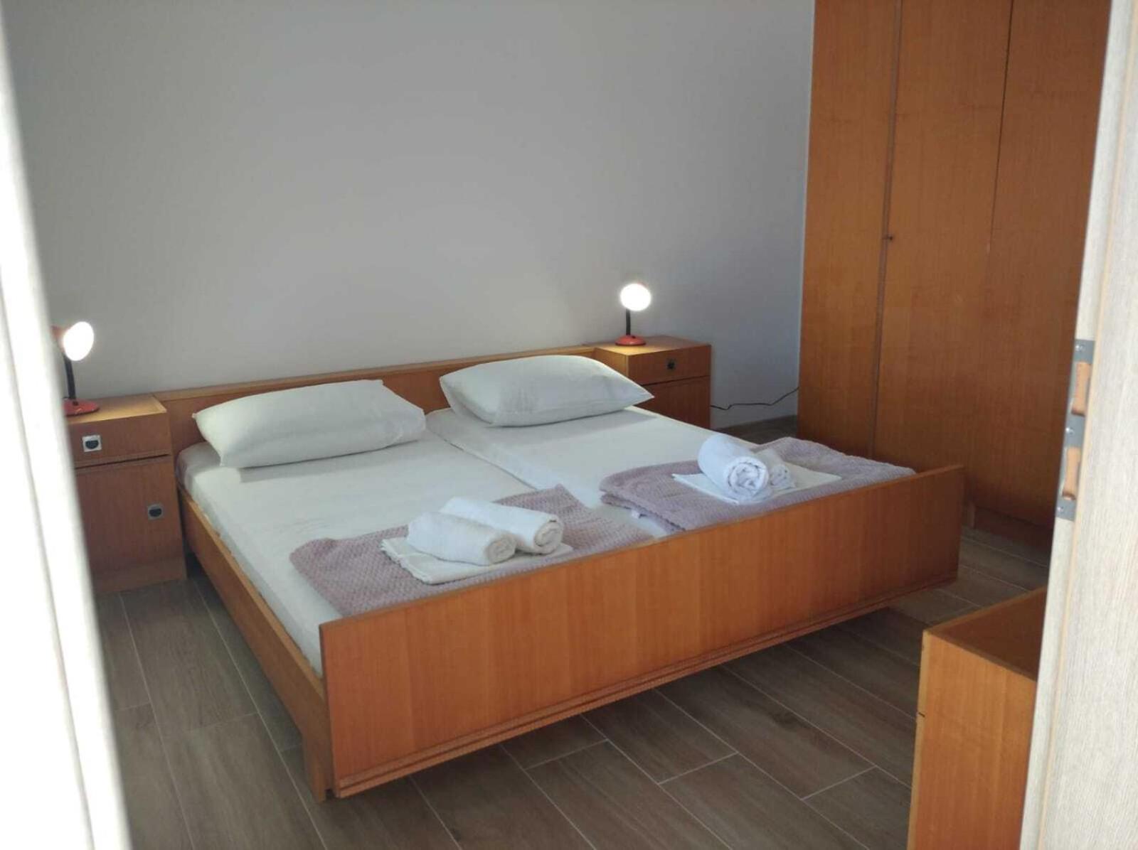 Apartments And Rooms Porto Ražanj 외부 사진