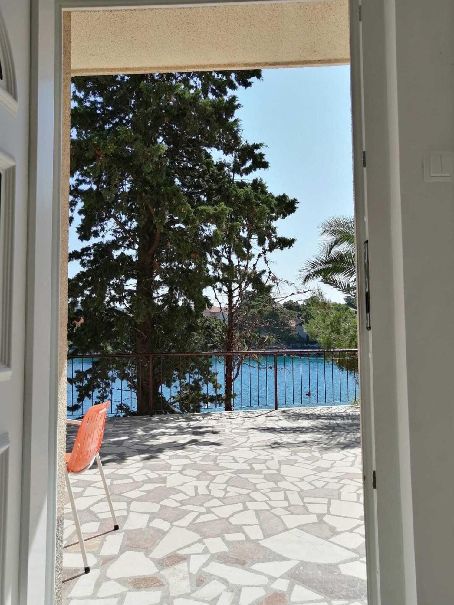 Apartments And Rooms Porto Ražanj 외부 사진