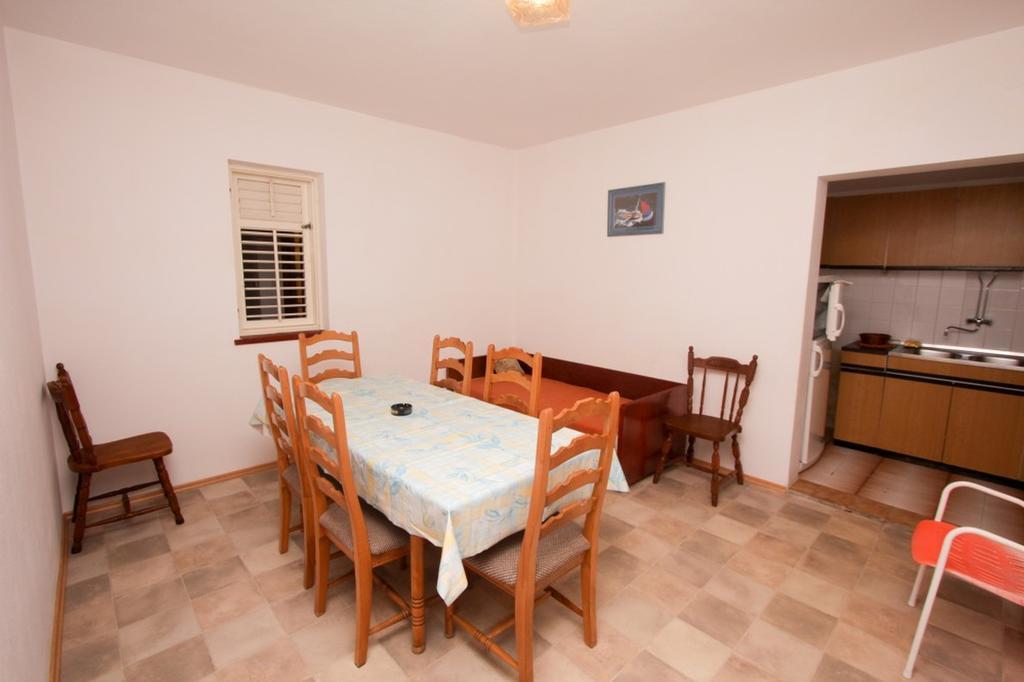 Apartments And Rooms Porto Ražanj 객실 사진