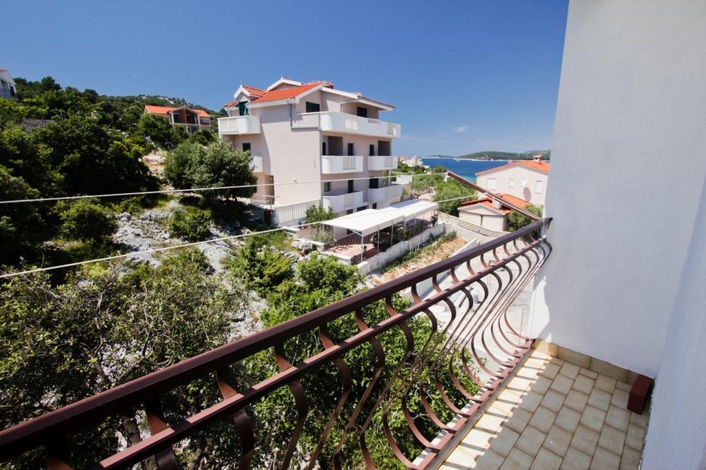 Apartments And Rooms Porto Ražanj 객실 사진